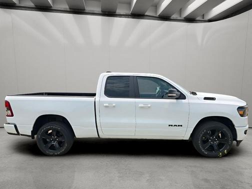 Bright White Clearcoat 2022 RAM 1500 Big Horn/Lone Star