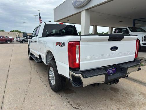 OXFORD WHITE 2024 Ford F-350 XLT