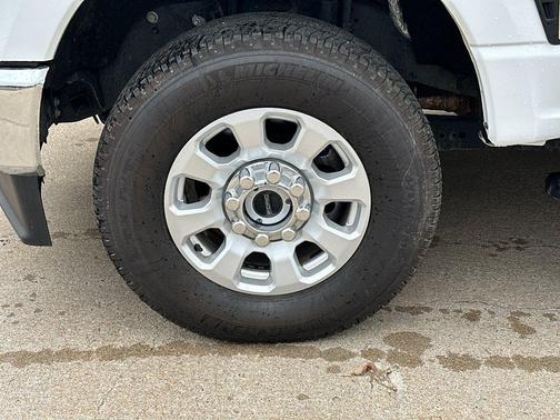 OXFORD WHITE 2024 Ford F-350 XLT