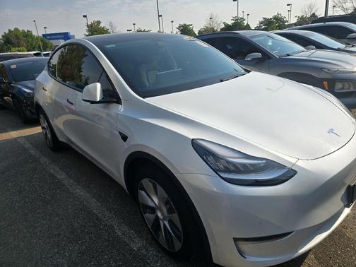2021 Tesla Model Y Long Range Dual Motor All-Wheel Drive