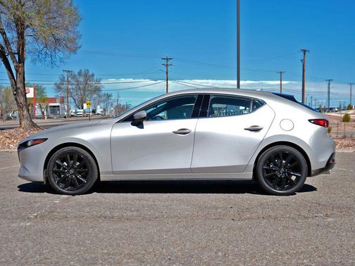 Platinum Quartz Metallic 2026 Mazda Mazda3 FWD w/Premium Package