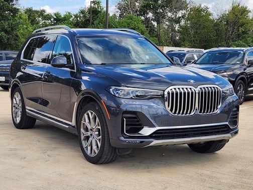 Arctic Gray Metallic 2019 BMW X7 xDrive40i