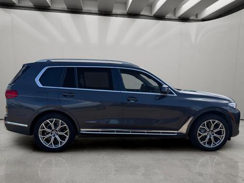 Arctic Gray Metallic 2019 BMW X7 xDrive40i