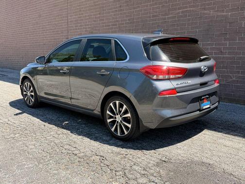 Summit Gray 2018 Hyundai Elantra GT Base
