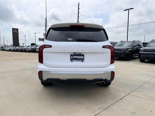 Glacial White Pearl 2025 Kia Telluride S