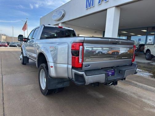 2024 Ford F-450 Platinum