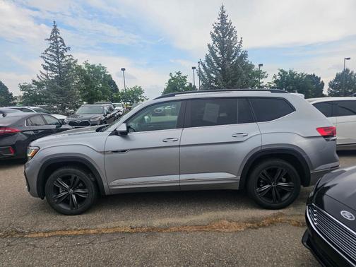 2021 Volkswagen Atlas 3.6L SE w/Technology