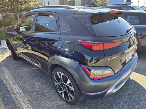 2022 Hyundai KONA Limited