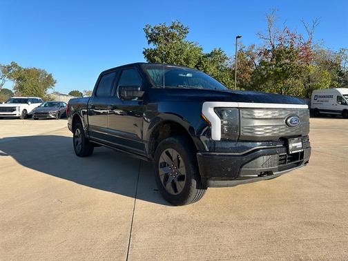 2023 Ford F-150 Lightning LARIAT