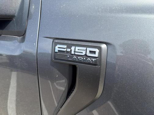 CARBONIZED GRAY METALLIC 2023 Ford F-150 Lariat