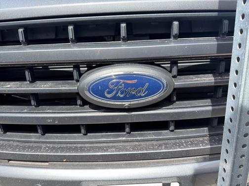 CARBONIZED GRAY METALLIC 2023 Ford F-150 Lariat