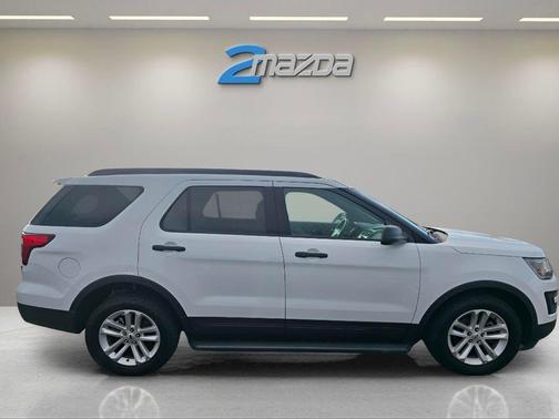 2017 Ford Explorer Base