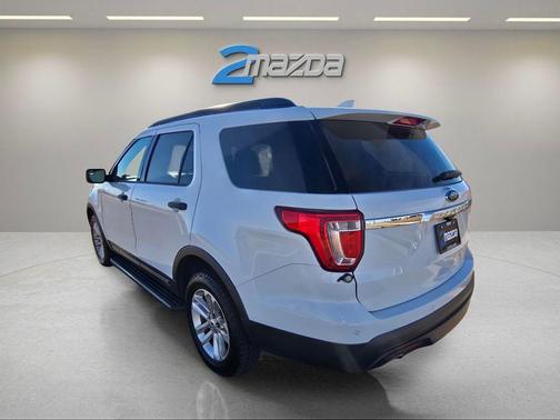 2017 Ford Explorer Base