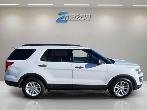 2017 Ford Explorer Base
