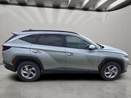 Shimmering Silver 2024 Hyundai TUCSON SEL