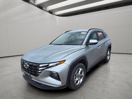 Shimmering Silver 2024 Hyundai TUCSON SEL