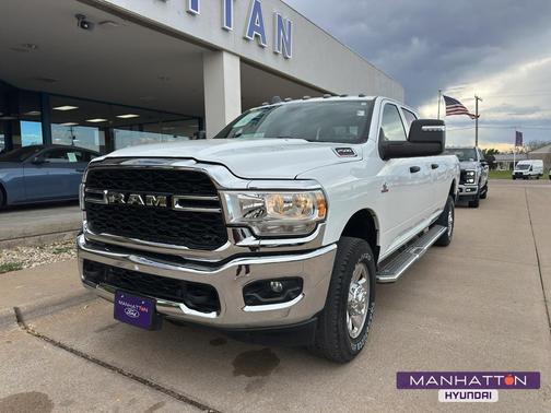 2024 RAM 2500 Tradesman Crew Cab 4x4 8' Box
