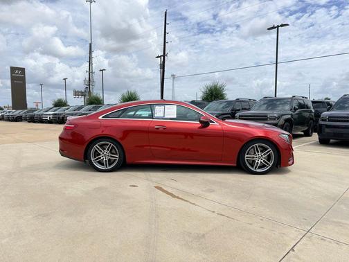 Hyacinth Red 2018 Mercedes-Benz E-Class E400