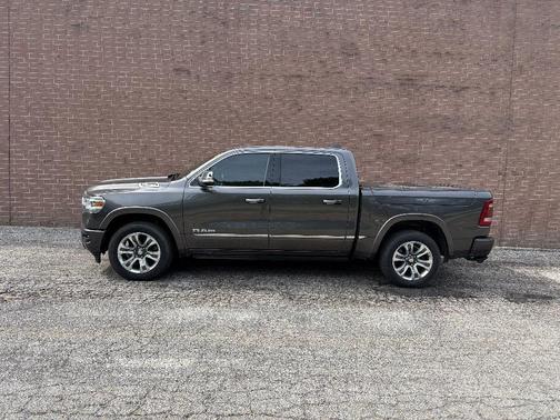 Granite Crystal Metallic 2020 RAM 1500 Limited