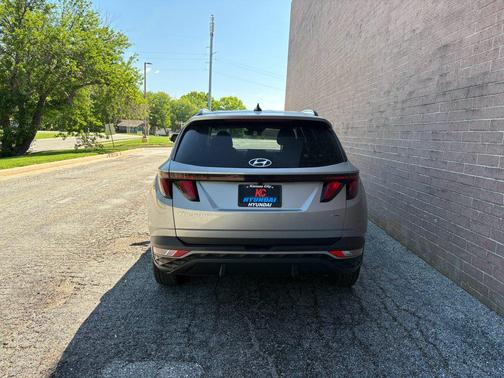 Shimmering Silver 2024 Hyundai TUCSON SEL
