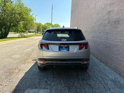 Shimmering Silver 2024 Hyundai TUCSON SEL