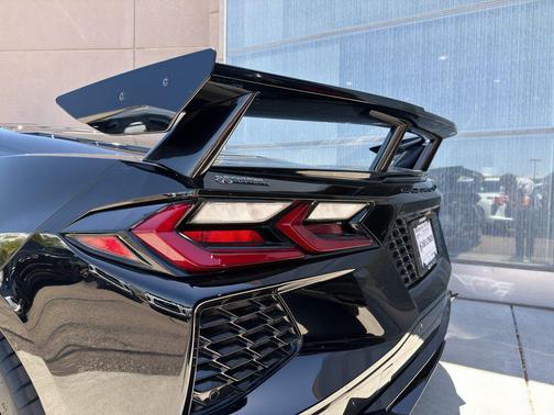 Black 2022 Chevrolet Corvette Stingray w/1LT