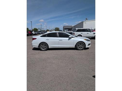 Quartz White Pearl 2016 Hyundai SONATA SE