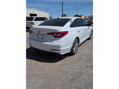 Quartz White Pearl 2016 Hyundai SONATA SE
