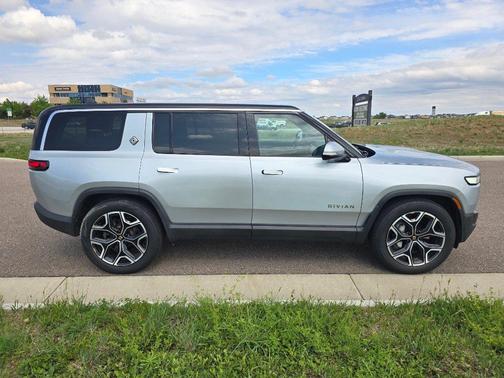 El Cap Granite 2024 Rivian R1S Adventure