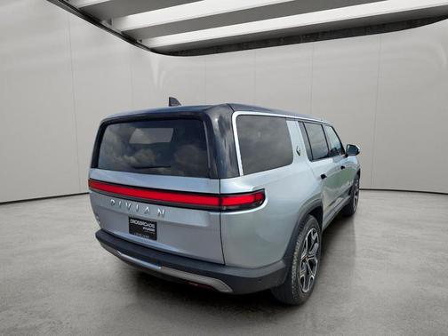 El Cap Granite 2024 Rivian R1S Adventure