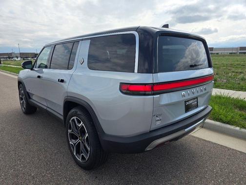 El Cap Granite 2024 Rivian R1S Adventure