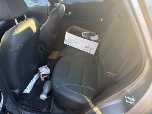 2022 Kia Niro EV EX Premium