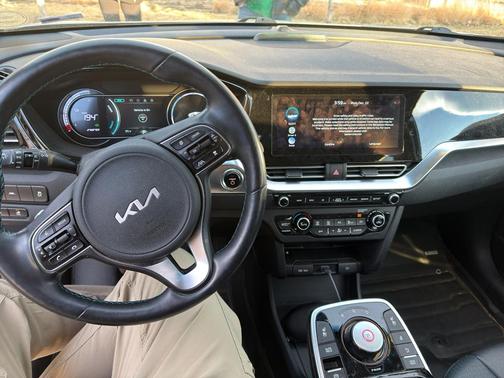 2022 Kia Niro EV EX Premium