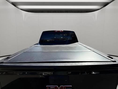 Onyx Black 2016 GMC Sierra 1500 SLT