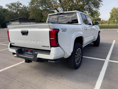 2024 Toyota Tacoma TRD Sport