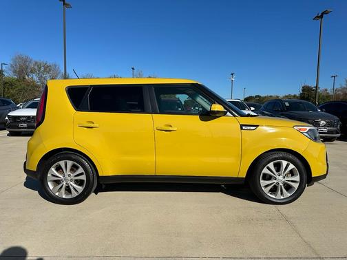 2015 Kia Soul +