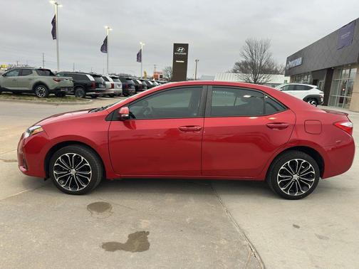 2016 Toyota Corolla S Plus