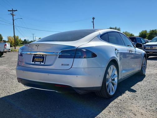 2014 Tesla Model S P85D