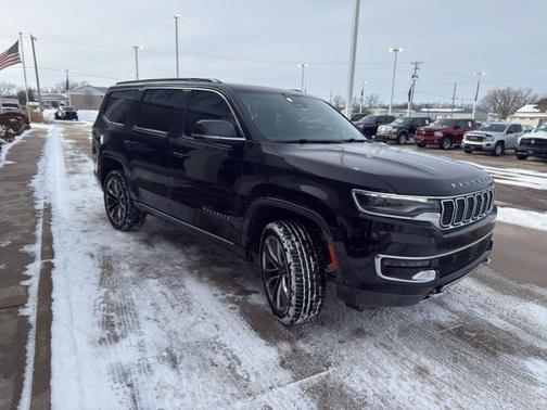 2022 Jeep Wagoneer Series III