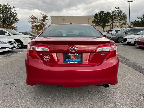 2014 Toyota Camry SE