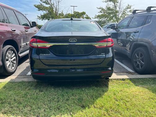 2018 Ford Fusion Hybrid SE