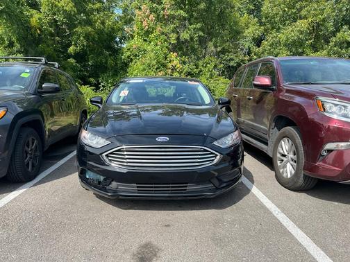 2018 Ford Fusion Hybrid SE