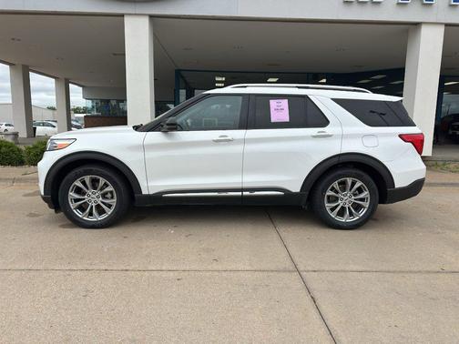 OXFORD WHITE 2023 Ford Explorer Limited