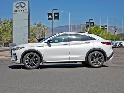 Radiant White 2025 INFINITI QX55 SENSORY