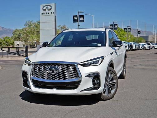 Radiant White 2025 INFINITI QX55 SENSORY