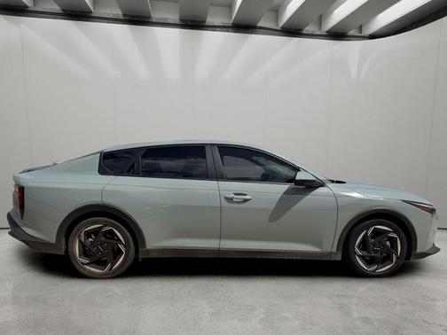 Morning Haze 2025 Kia K4 EX