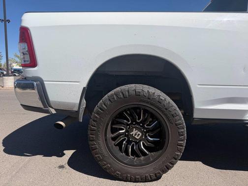 2022 RAM 2500 Big Horn Crew Cab 4x4 6'4' Box