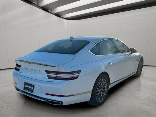 Uyuni White 2023 Genesis G80 2.5T AWD