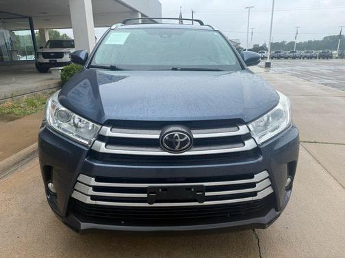 Shoreline Blue Pearl 2019 Toyota Highlander XLE