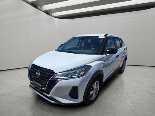 Fresh Powder 2023 Nissan Kicks S